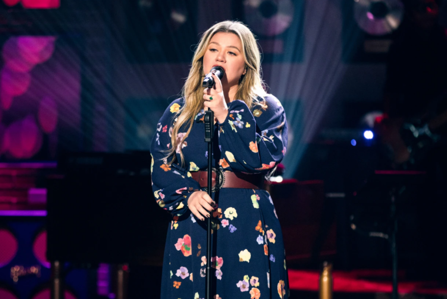 Kelly Clarkson, Boşanma Savaşının Ortasında Adını 'Kelly Brianne' Olarak Değiştirmek İçin Dilekçe Verdi!