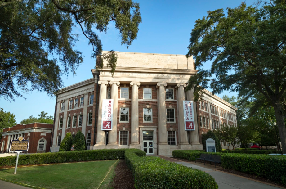 Alabama Üniversitesi Öğrenci Hayatı Başkan Yardımcısı, Fuhuş Yüzünden Tutuklandıktan Sonra İstifa Etti!