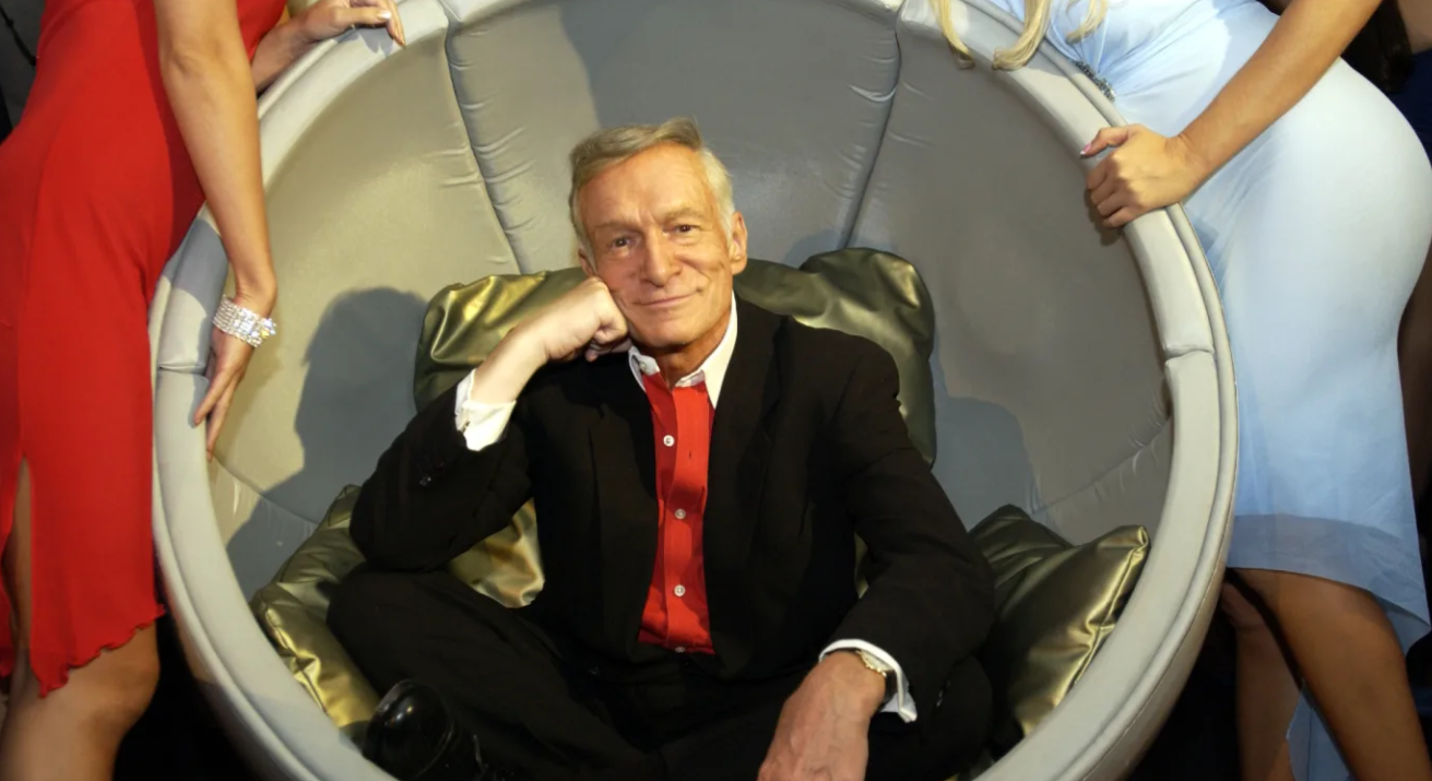 Playboy'un Kurucusu Hefner Hakkında Yeni Skandal: Köpeklerle Seks Yaptı!