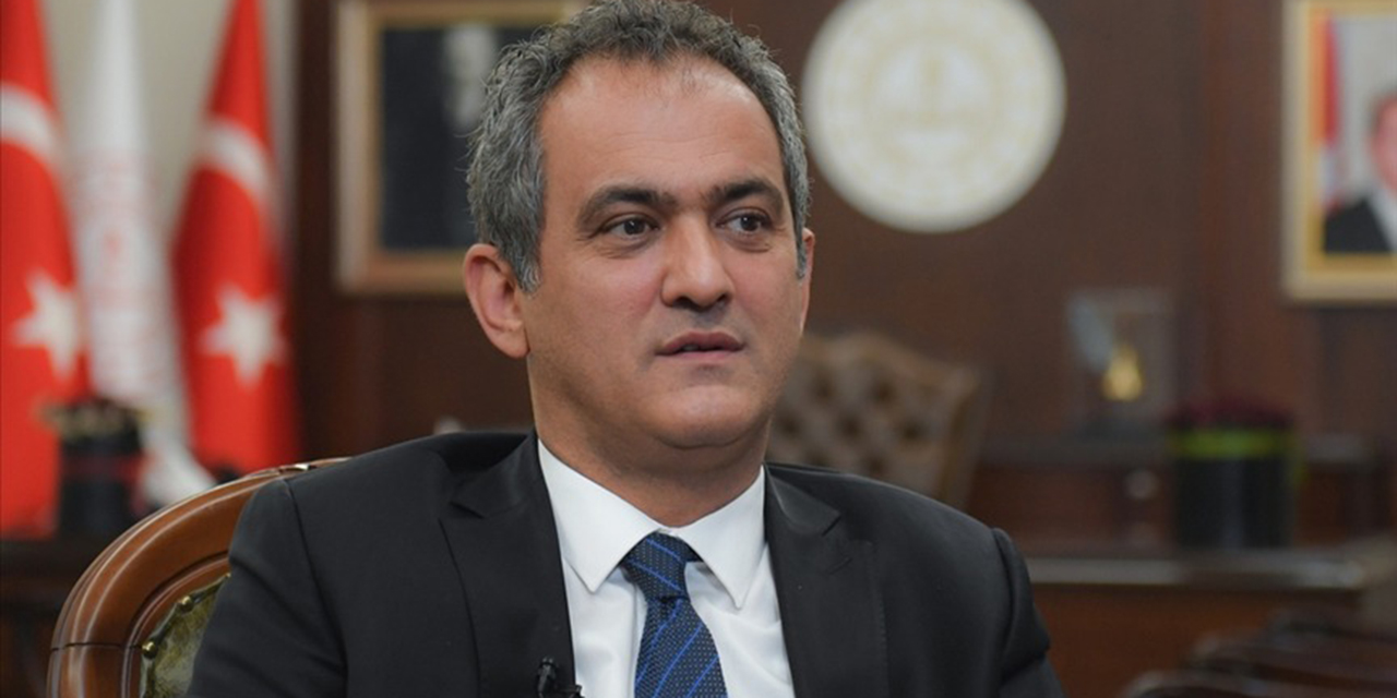 Yüz Yüze Eğitim Devam Edecek Mi? Yarıyıl Tatili Uzayacak Mı? Bakan Açıkladı!