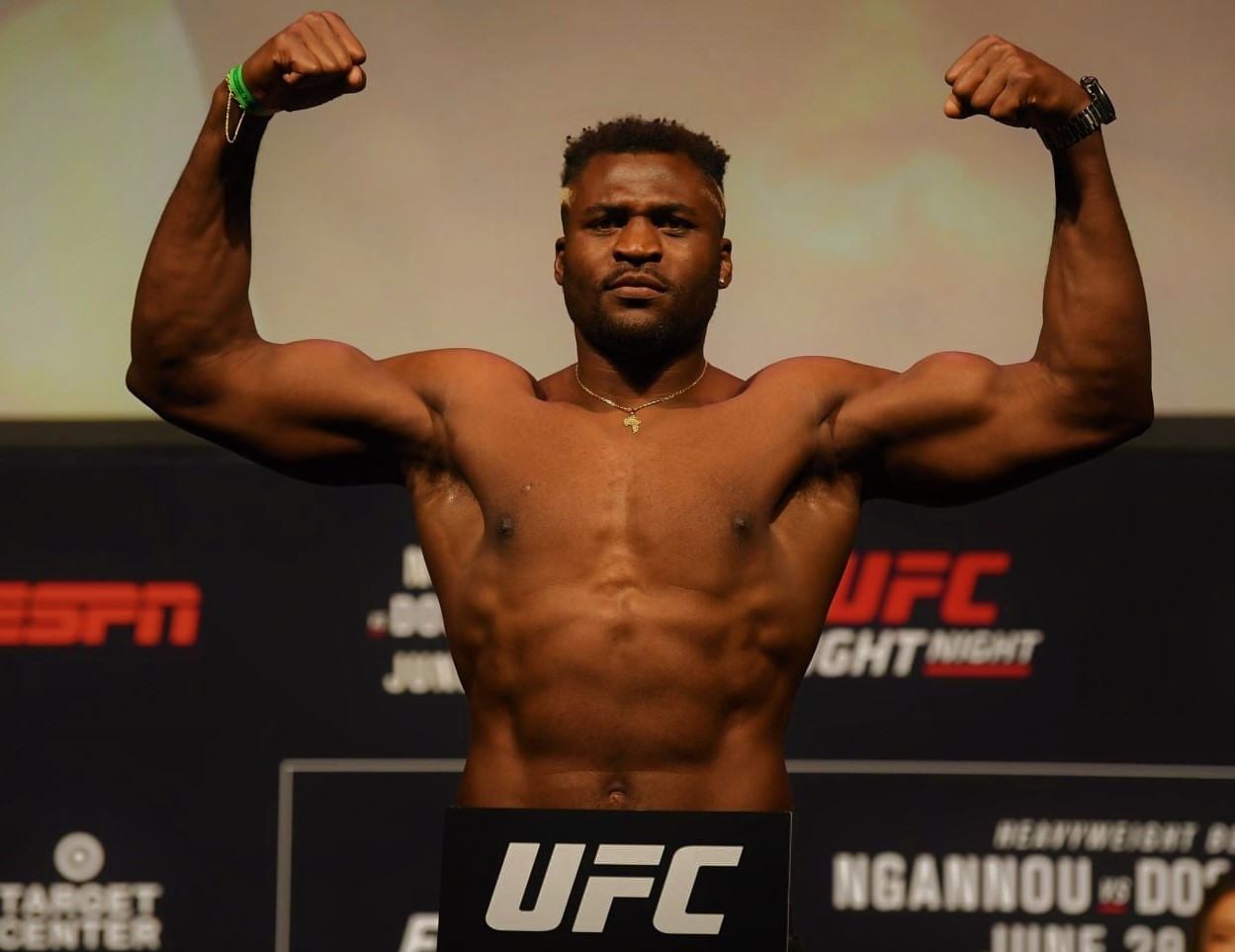 UFC Şampiyonu Ngannou Bitcoin İle Ödeme Alacak