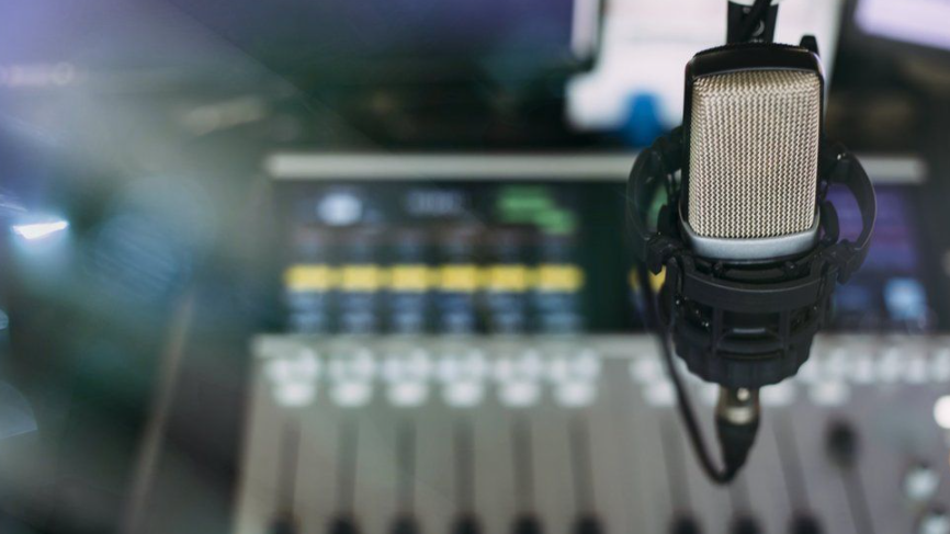 Podcaster, Brezilya Nazi Partisi Çağrısı Üzerine Kovuldu!