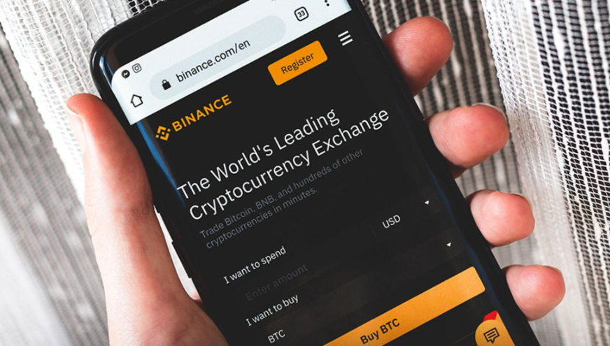 Kripto Borsası Binance, Forbes'ta 200 Milyon Dolarlık Hisse Alacak!