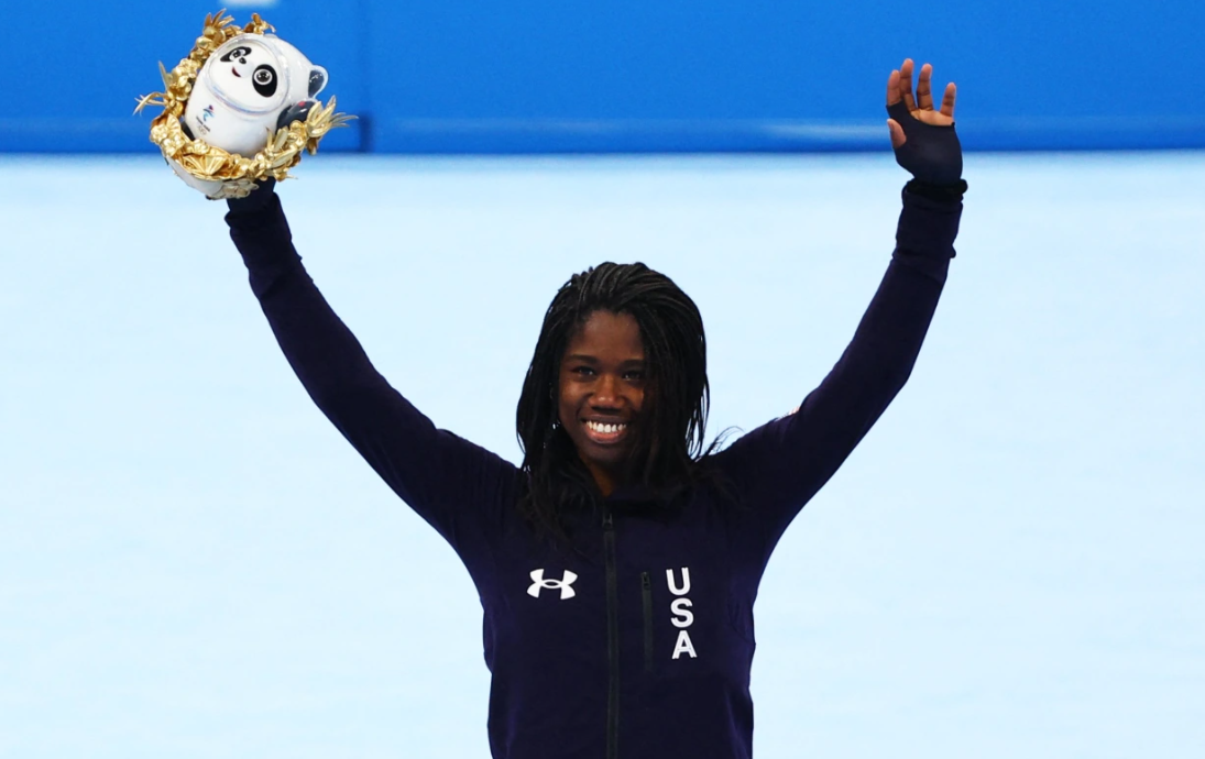Erin Jackson, Kış Olimpiyatları'nda Sürat Pateni Madalyası Kazanan İlk Siyahi Kadın Olarak Altın Madalyayı Evine Getirdi!